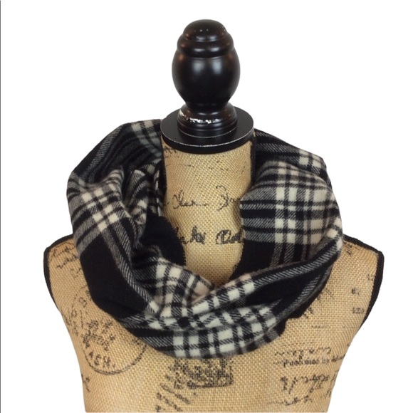 Lambswool Made in Scotland  Tartan Plaid Wool Scarf - Picture 4 of 6